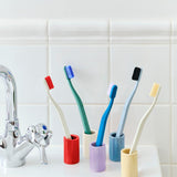 Taan Toothbrush_Toothbrush Holder_2.jpg
