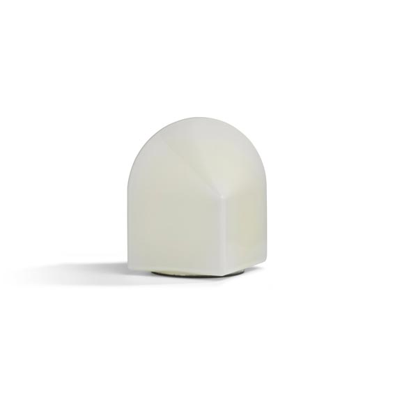 AB690-A437-AH47_Parade-Table-Lamp-160-shell-white.jpg