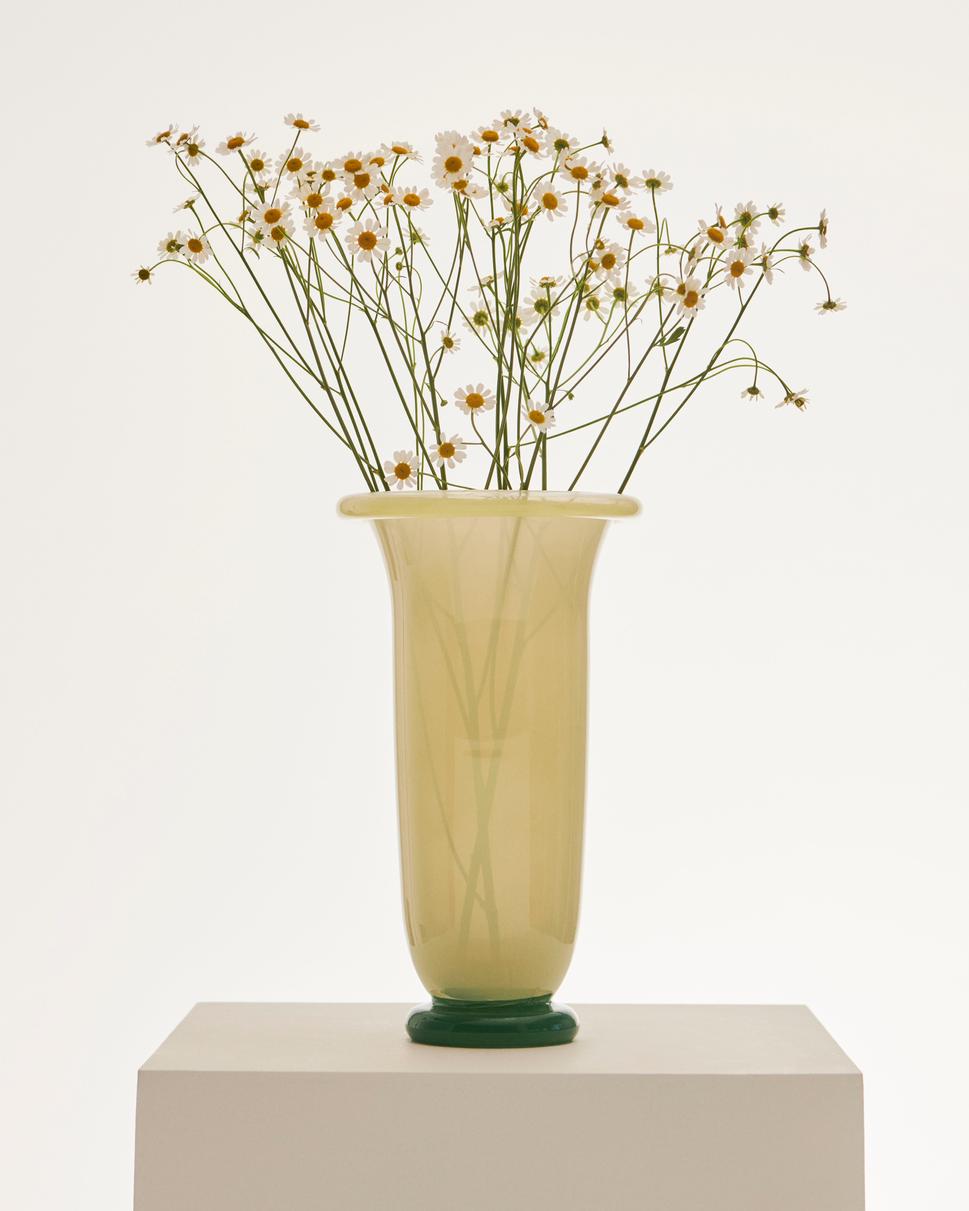 Empire Vase L sand with lemon rim and green base (1).jpg