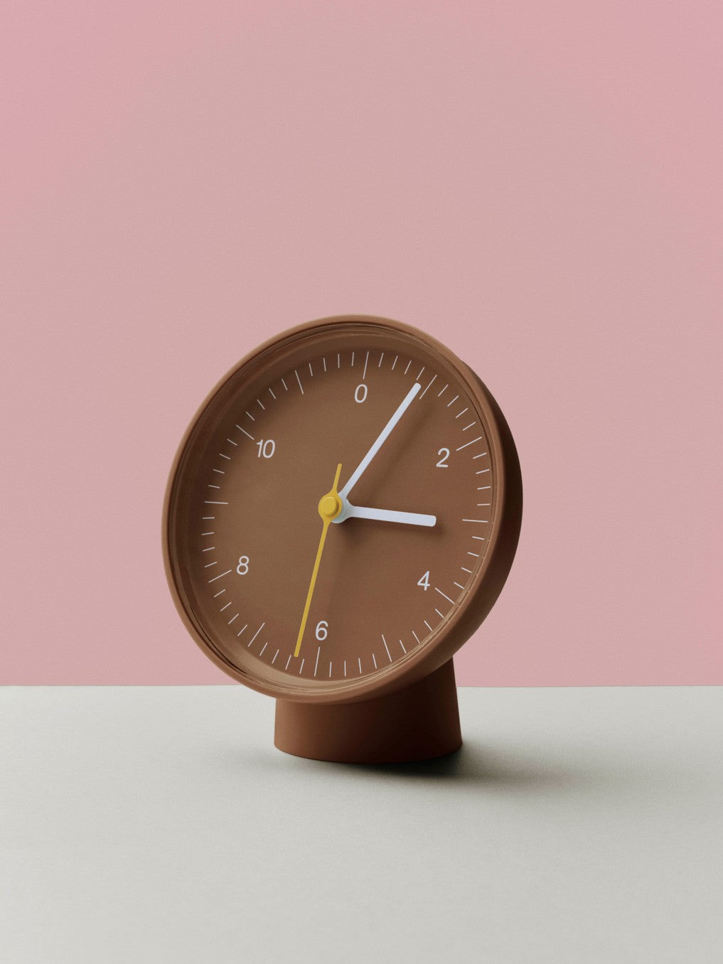 Table Clock brown_02.jpg