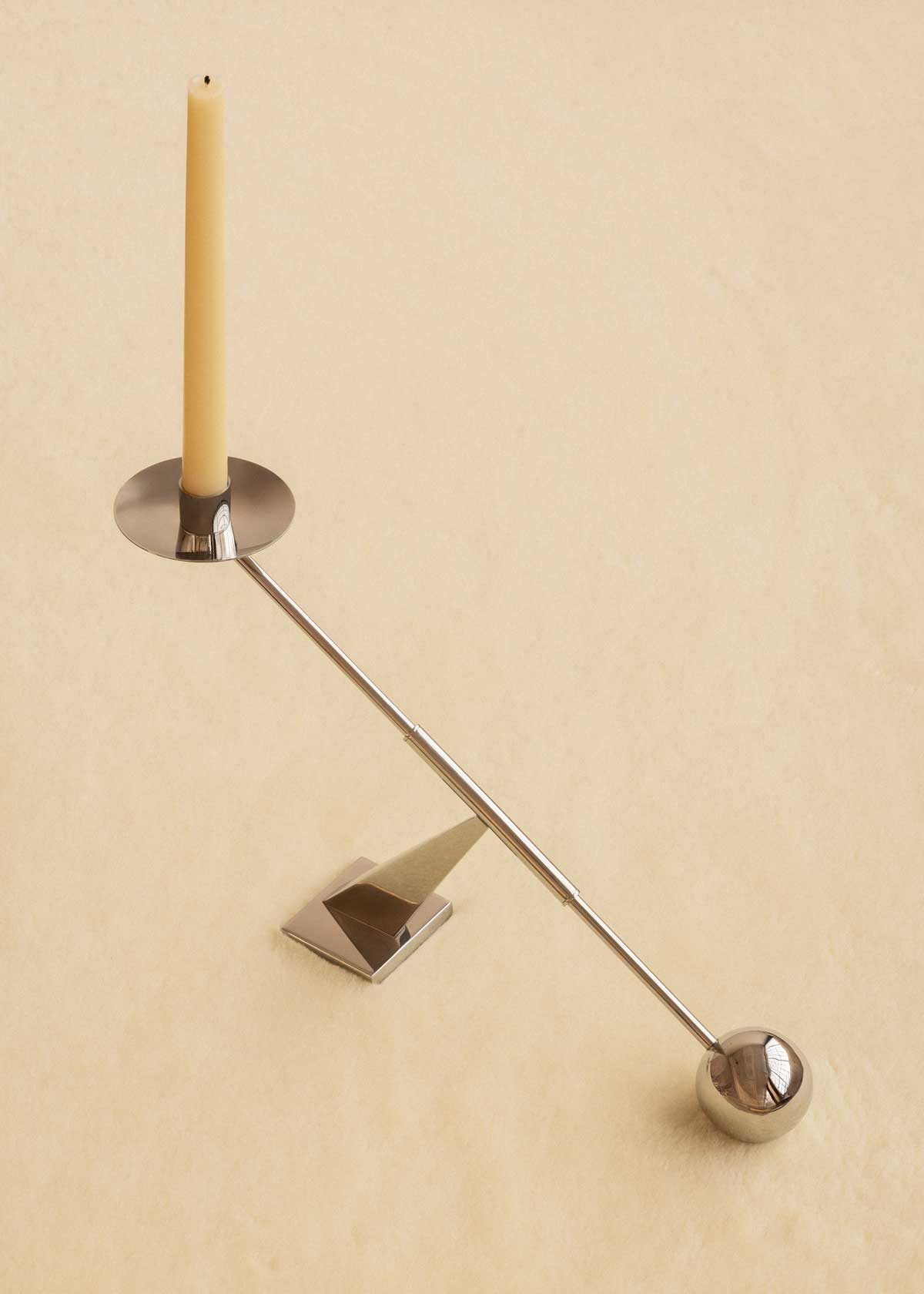 Audo_Interconnect_Candle_Holder_Small_1.jpg