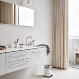 vipp-14-pedal-bin-white-01-01.jpg