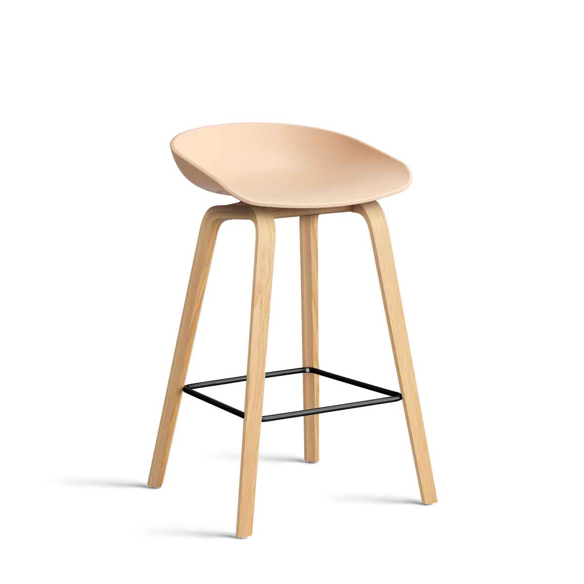 svartAA003-D126-AA51_AAS-32-H65-pale-peach-2.0-shell_wb-laquered-oak-base_stainless-steel-footrest.jpg