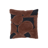FermLiving_AW26_CillaTuftedCushion_Black-DarkChocolate_1104274623_1.jpg