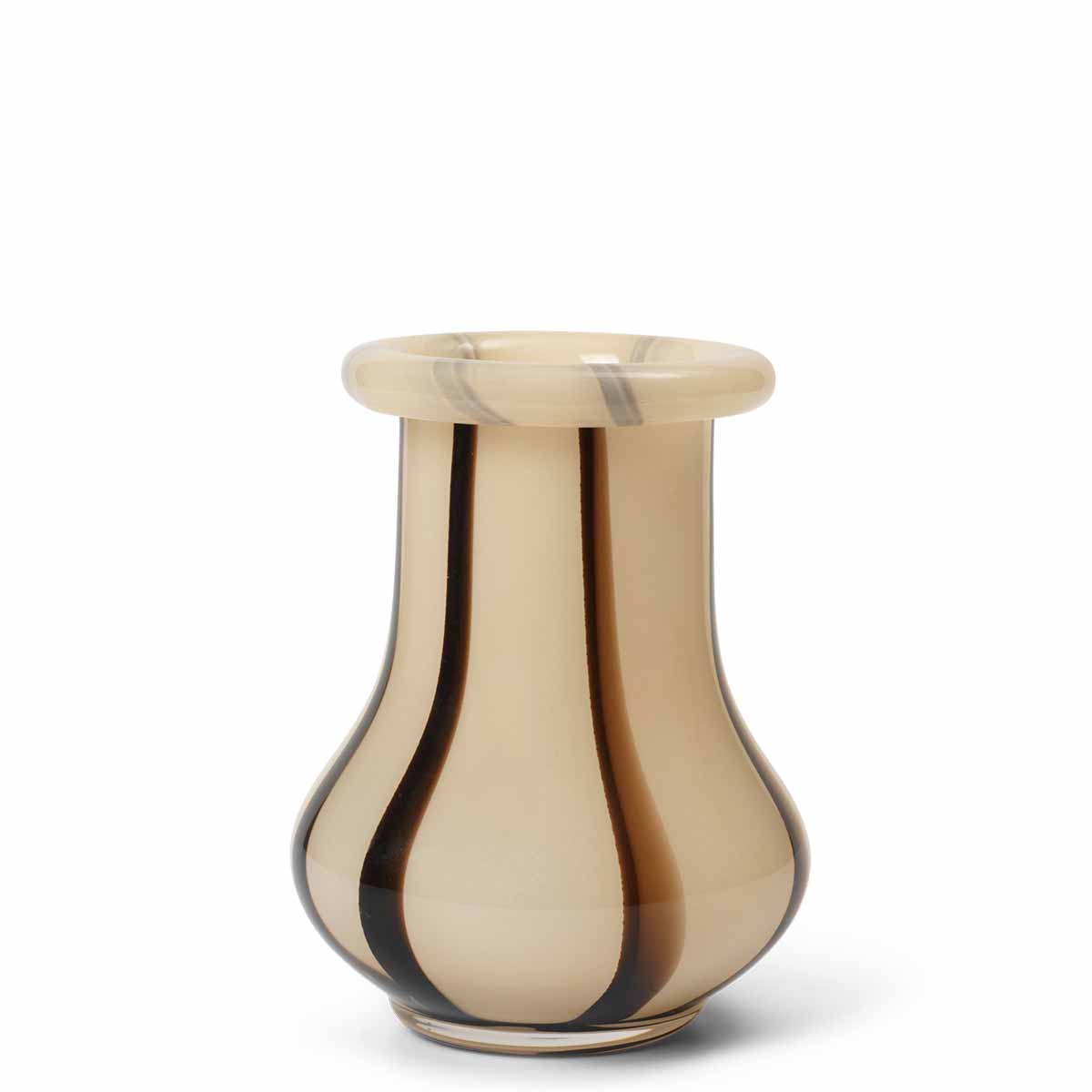 fermLIVING_SS24_RibanVase_H15_Cream_1104268845_1.jpg