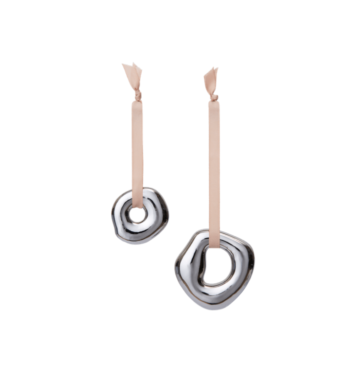FermLiving_Holiday2025_OrrithOrnaments_SetOf2_Silver_1104271967_1 (1).png