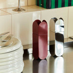 Italian-Ice-Cup_Tin-Container-S-green-and-dark-blue_Barro-Plate-dia18-set-of-2-off-white_Arcs-Salt-and-Pepper-Grinder-burgundy_mirror.jpg