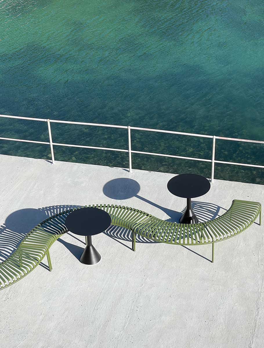 Palissade-Park-Bench-olive_Palissade-Cone-Table-anthracite-(1).jpg