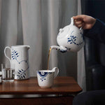1016878_royalcopenhagenemea_03_blue-fluted-mega-hh-cup-33cl.jpg