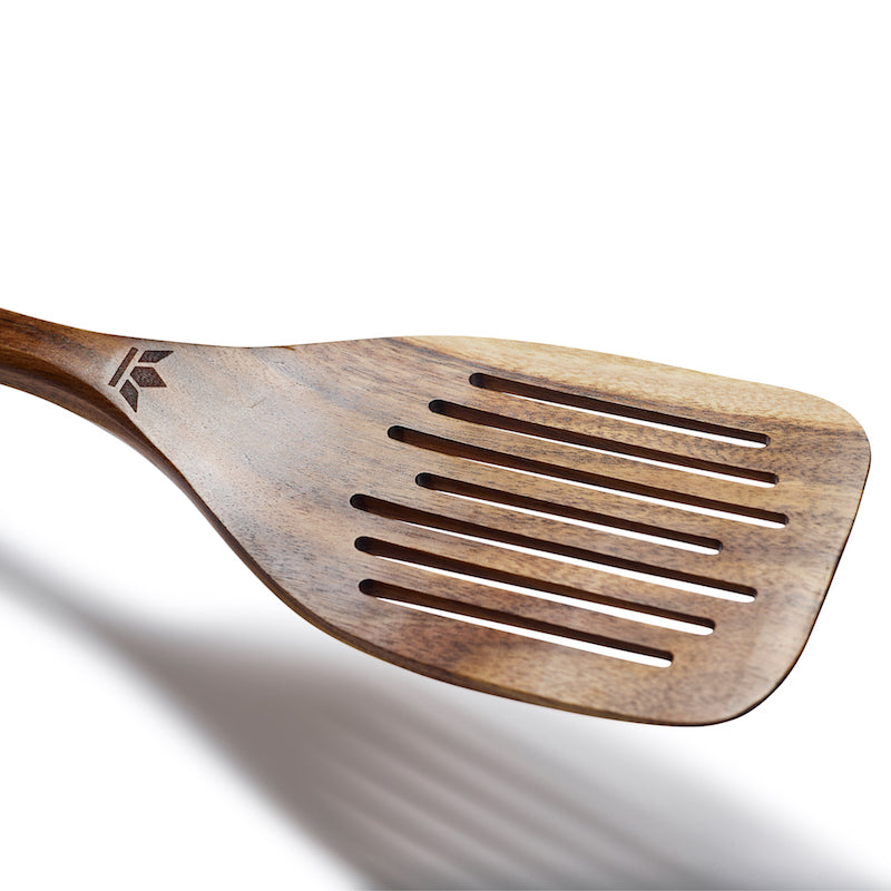 Dutchdeluxes_Wooden_Utensils_WUA-SK-SPA-XL_Skimmer_spatula_XL_1.jpg