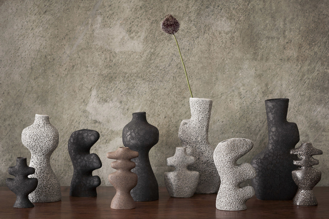 fermLIVING_AW23_YaraVase_1104268181_1104268182_1104268183_1104268184_1104268185_1104268186_YaraCandleHolder_1104268187_1104268188_1104268189_1104268218_01.jpg