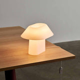 Drome-Table-Lamp-white-opal-acrylic-on_Boa-Table-wb-lacquered-oak-tabletop-barn-red-powder-coated-alu-frame-01.jpg