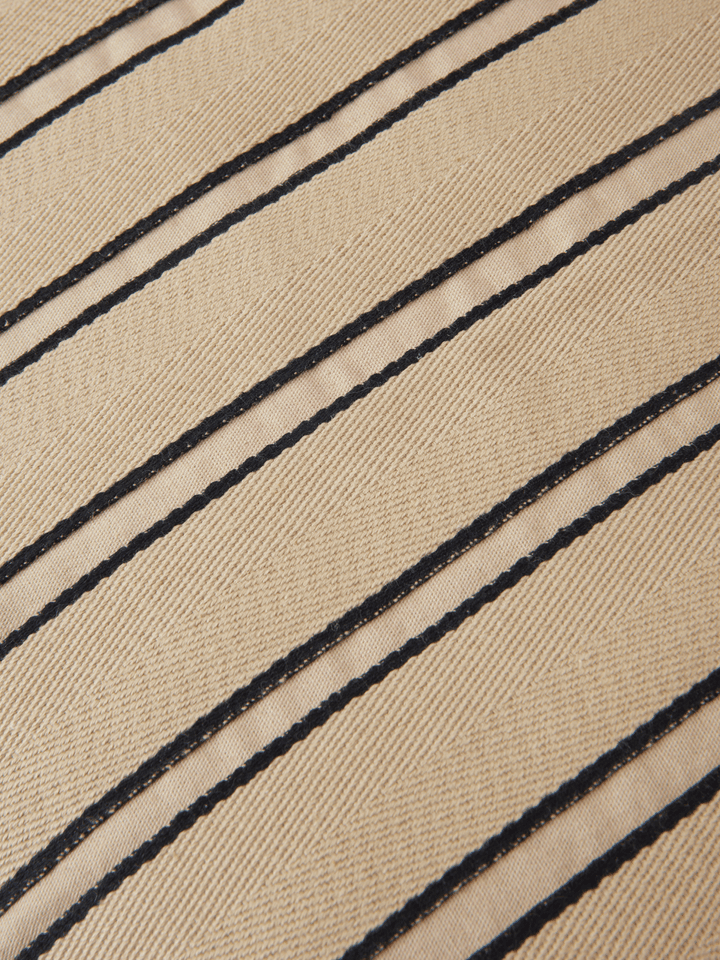 FermLiving_AW25_TwillCushions_Cashmere-Black_1104272018_1104272020_1104272022_1104272067_1104272070_2.png