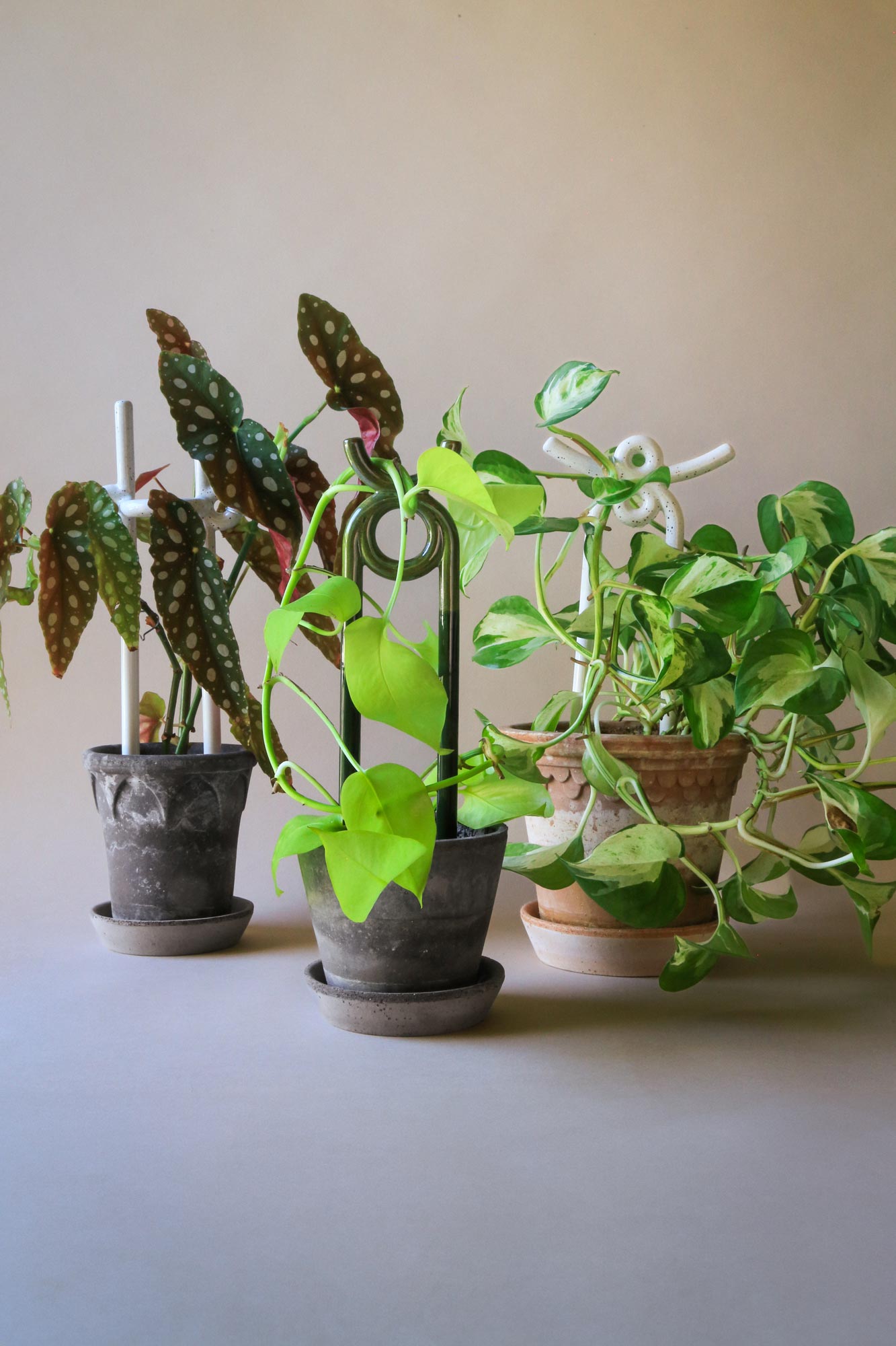 BERGS-POTTER_plant-stake_Folk_Hinto_Yuma_Oni_mogr_pest_2195_jk.jpg
