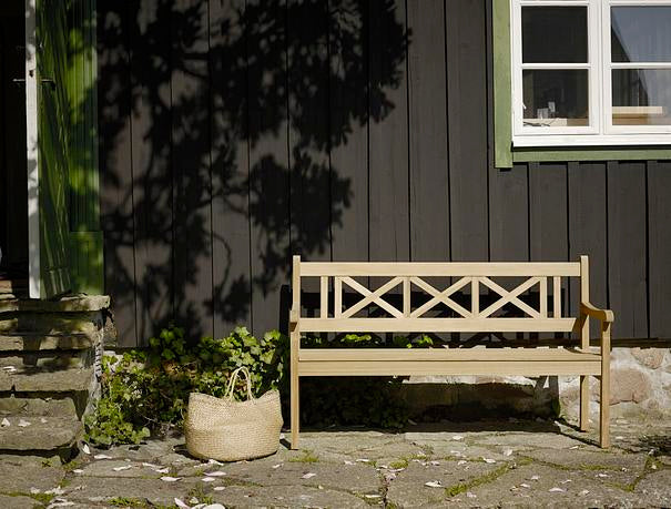 S1131010 Skagen Bench, Teak_M.jpg
