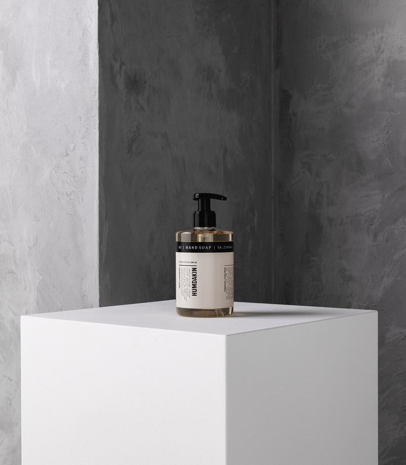 03_-_Hand_soap_-_Peony_and_cranberry-Hand_care-150_800x.jpg