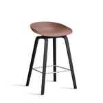 AA001-D147-AA51_AAS-32-H65-soft-brick-2.0-shell_black-wb-laquered-oak-base_stainless-steel-footrest.jpg