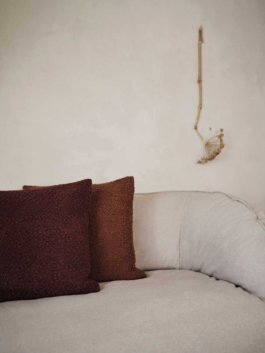 fermLIVING_AW24_MoorCushion_DarkPecan_1104269840_1104270365_SugarKelp_1104269841_1104270370.jpg
