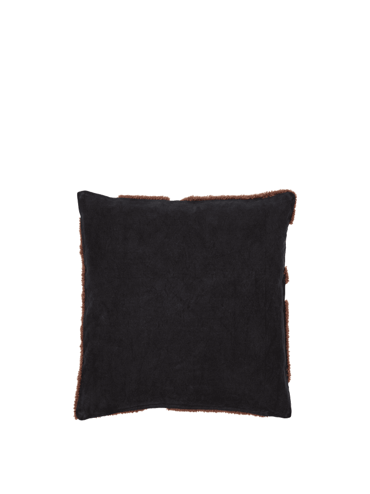 FermLiving_AW26_CillaTuftedCushion_Black-DarkChocolate_1104274623_2.png
