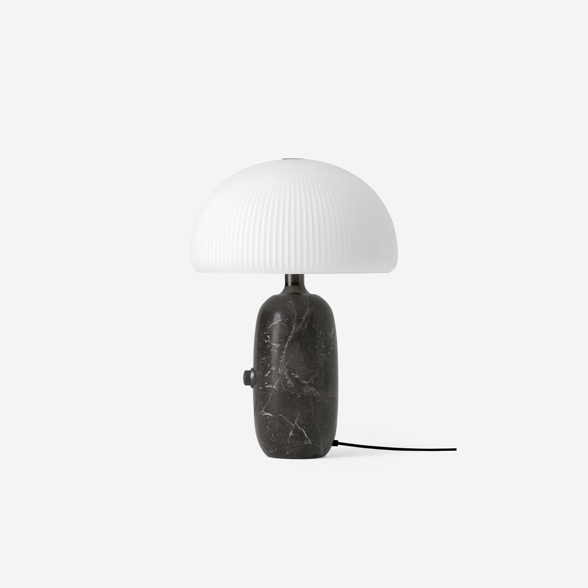 vipp591-sculpture-table-lamp-small-dark-marble-03-web.jpg