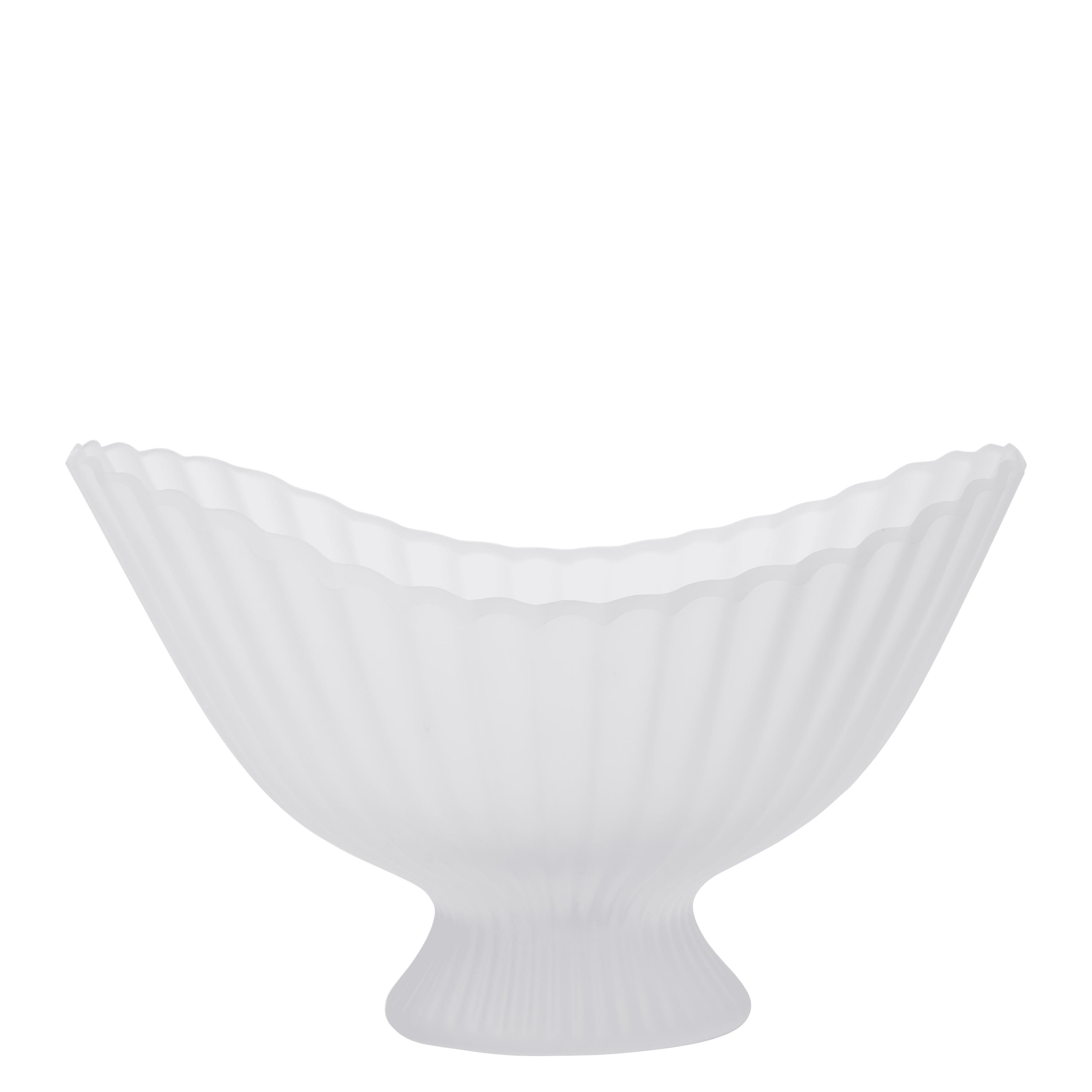 FermLiving_SS26_FountainGlassCentrepiece_Frosted_1104272629_1.jpg