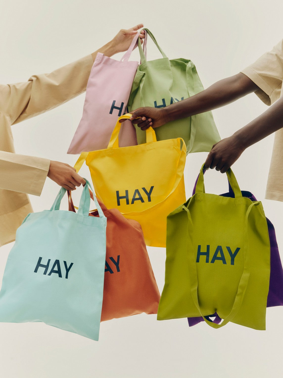 HAY Tote Bag family_02.jpg