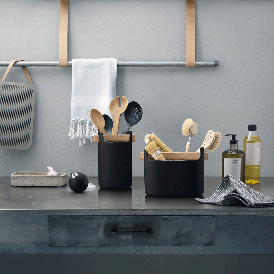 520424_520425_530672_Toolbox_Soap-dispenser_RGB_HIGH.png