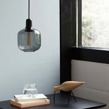 2020_Amp_Lamp_Small_Smoke_Black_Grow_Table_02.jpg