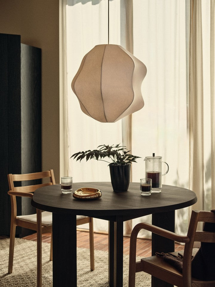 FermLiving_AW26_DaeLampshade_50_White_1104274359_DedaliVase_H18_DarkBrown_1104274187_BodaDiningChairWithArms_NaturalOak_1104274251.jpg