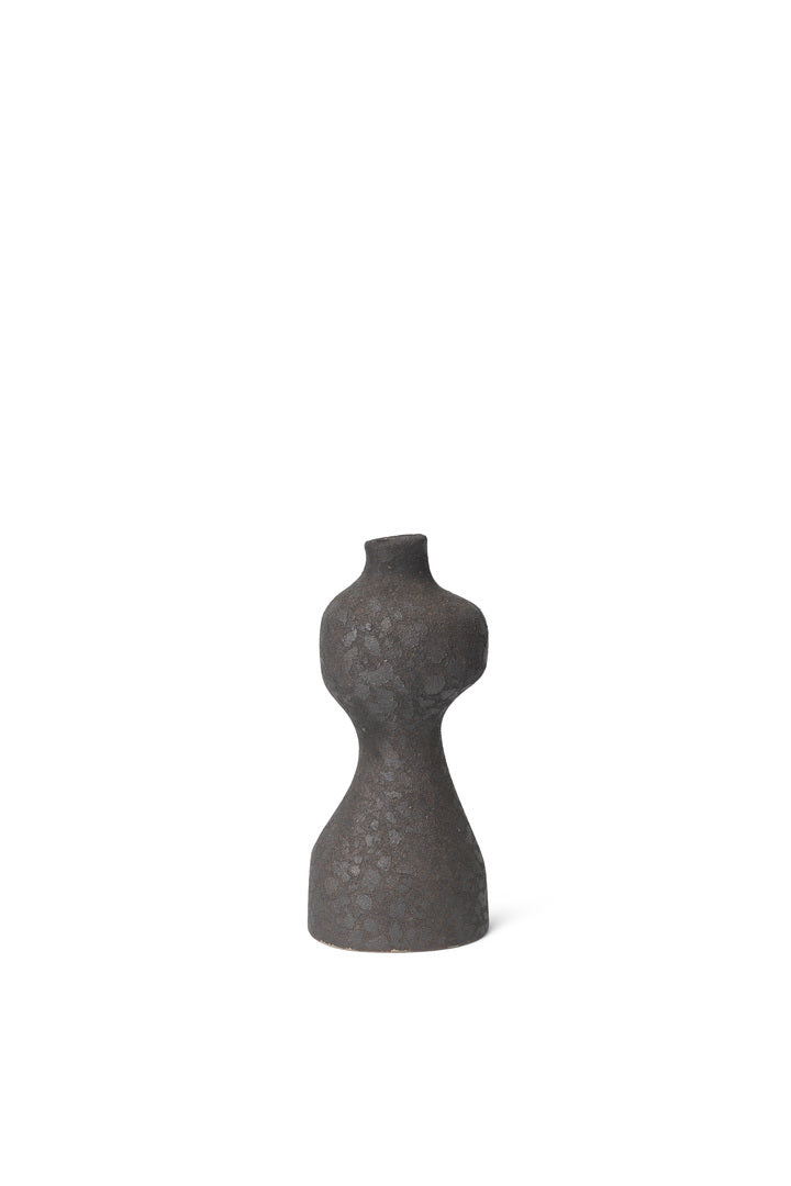 fermLIVING_AW23_1104268181_YaraVase_Medium_01.jpg