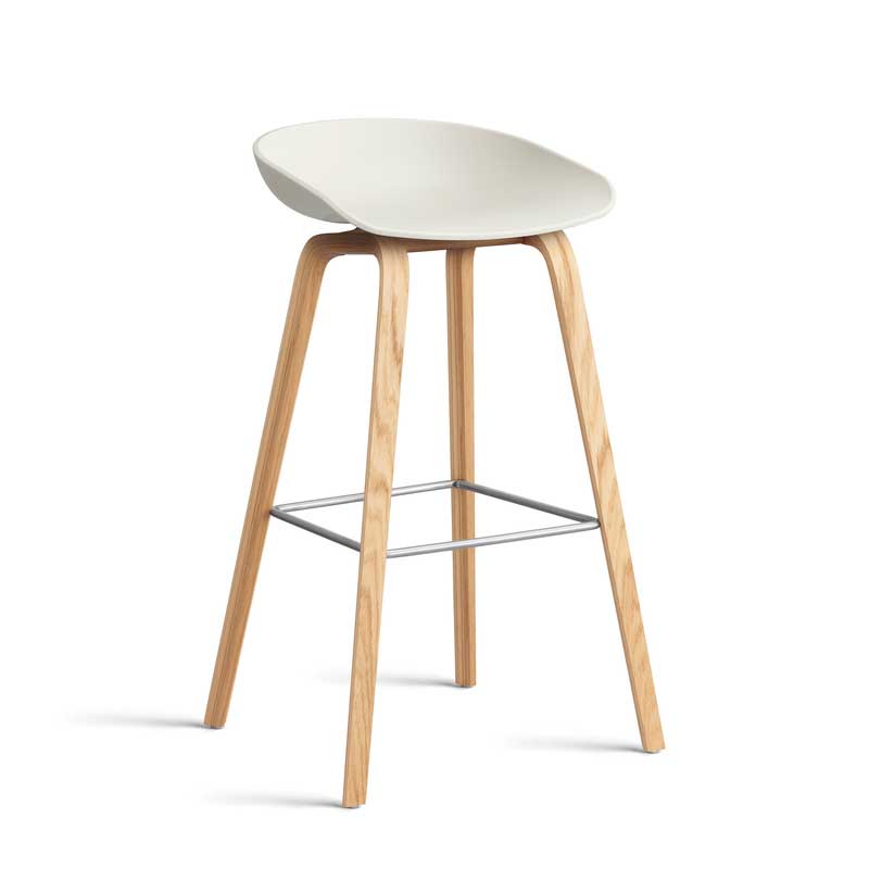 AA006-D156-AA51_AAS-32-H75-melange-cream-2.0-shell_wb-laquered-oak-base_stainless-steel-footrest.jpg