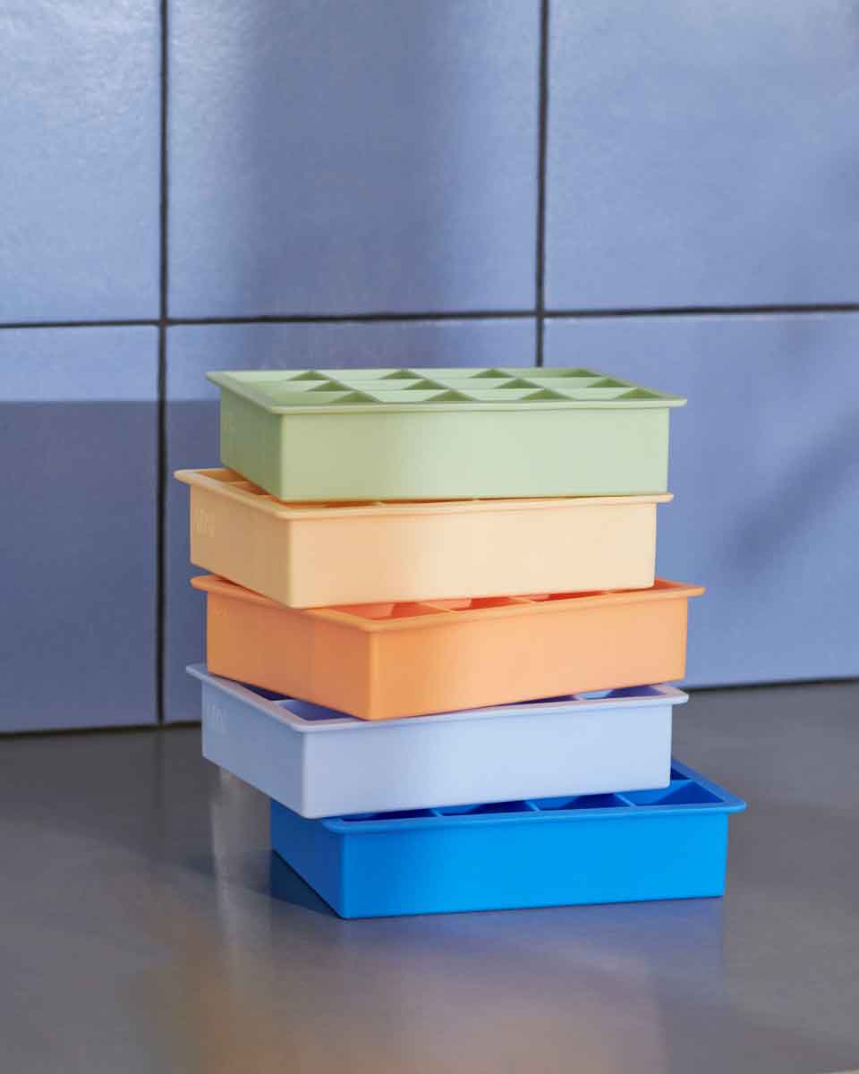 Ice-Cube-Tray-family-02.jpg