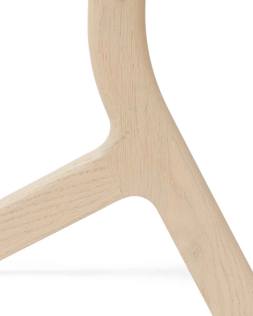 Pedestal_Hopper_Light_Oak_WB_9.jpg