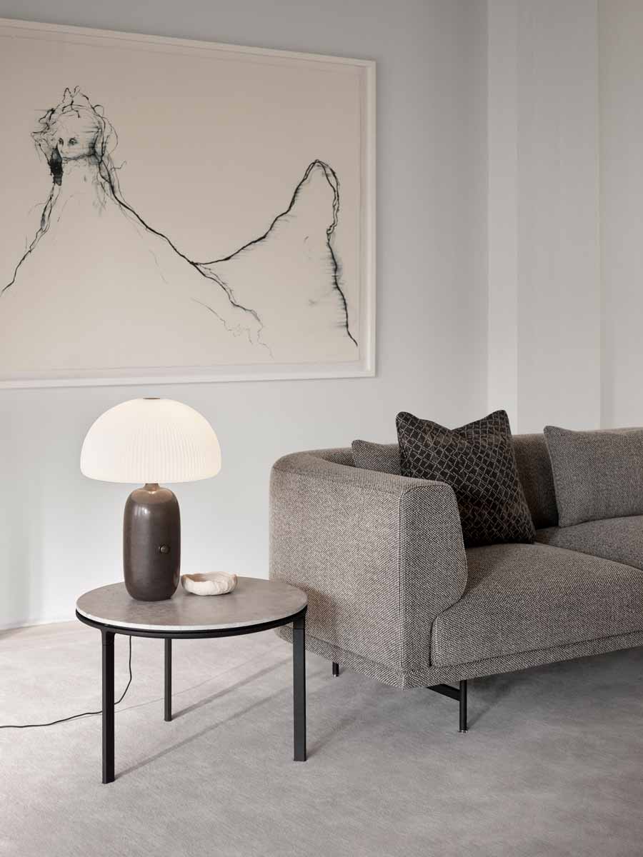 vipp-632-chimney-sofa-safire-sombre-detail-01.jpg