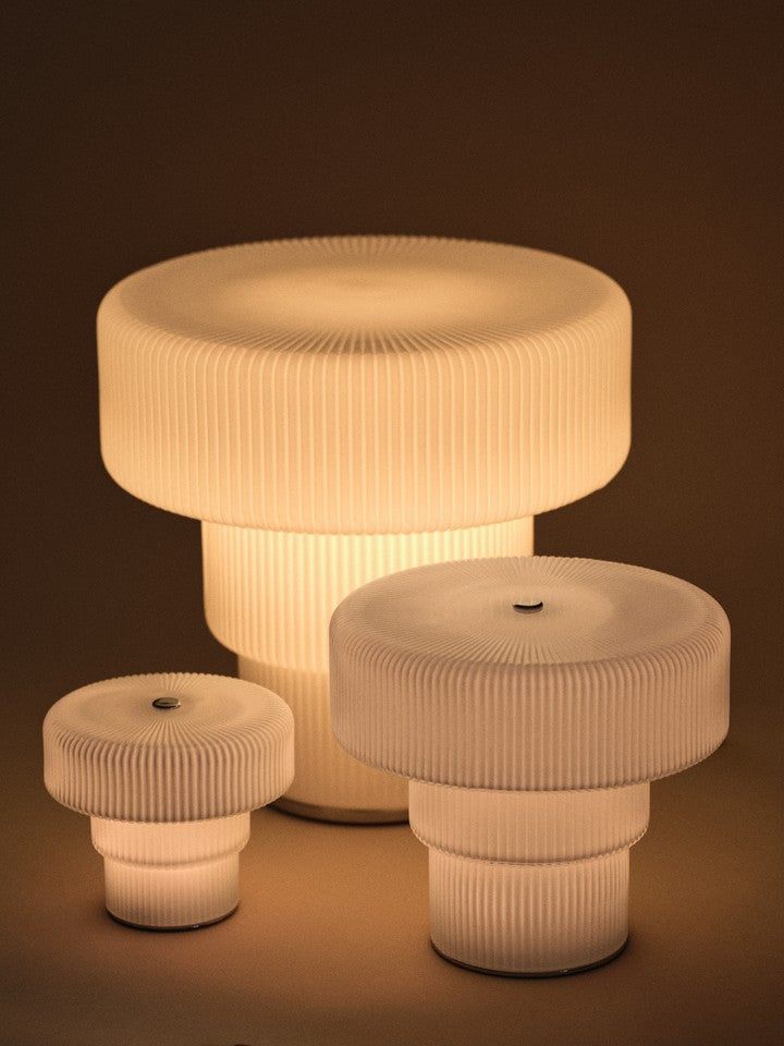 FermLiving_AW26_RippleTableLamp_White_1104273350_RipplePortableLamp_H16.5_White_1104274129_RipplePortableLamp_H10_White_1104272107.jpg