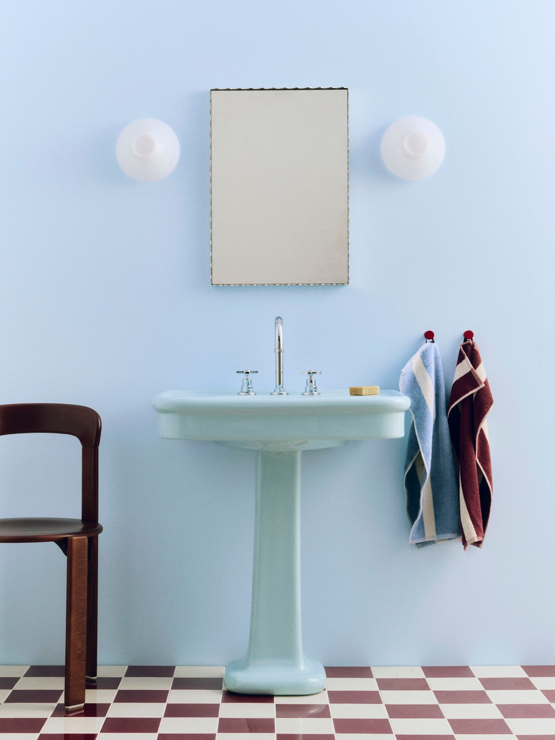 Stripe Hand Towel burgundy_Stripe Hand Towel dusty blue_Ono Flush Mount Lamp 200.jpg