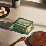 fermLIVING_SS23_OliBox_1104266673_CairnButterBoards_1104266687_CairnButterKnives_1104266982_image_01.jpg
