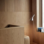 1_aj-floor-stainlesssteel-aarhus-ss20-06981.jpg