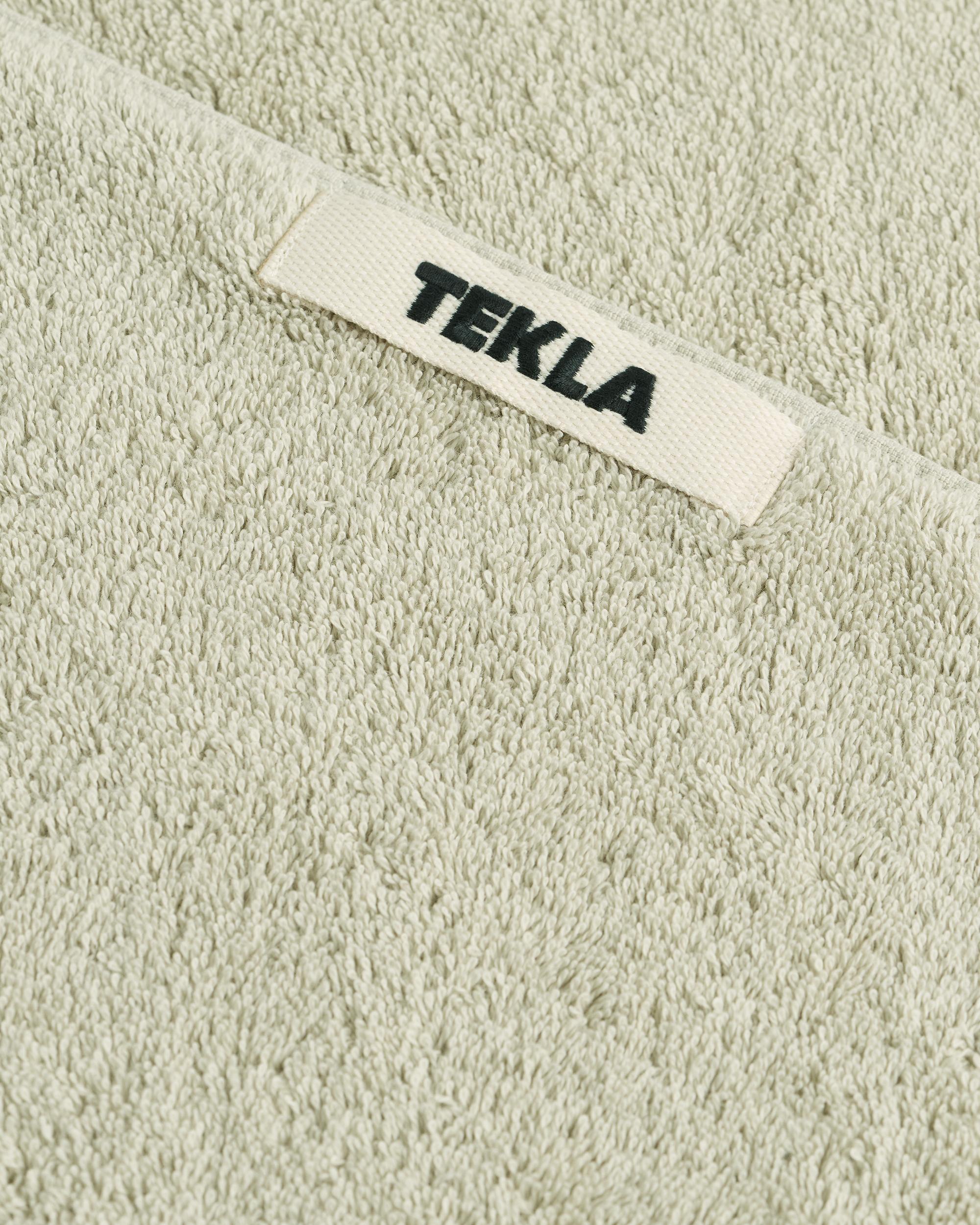 Tekla_Terry_Towel_Pebble_3_1.jpg