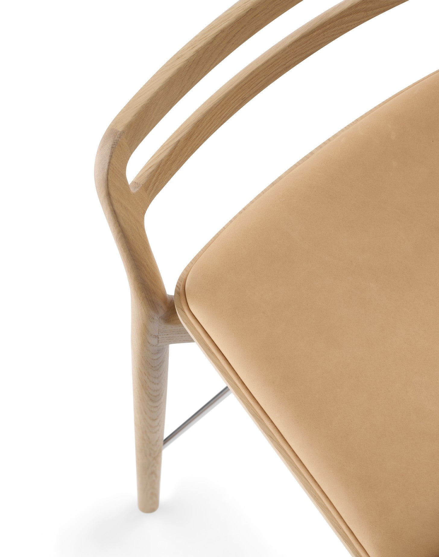vipp-484-cabin-counter-stool-lightoak-detail-02.jpg