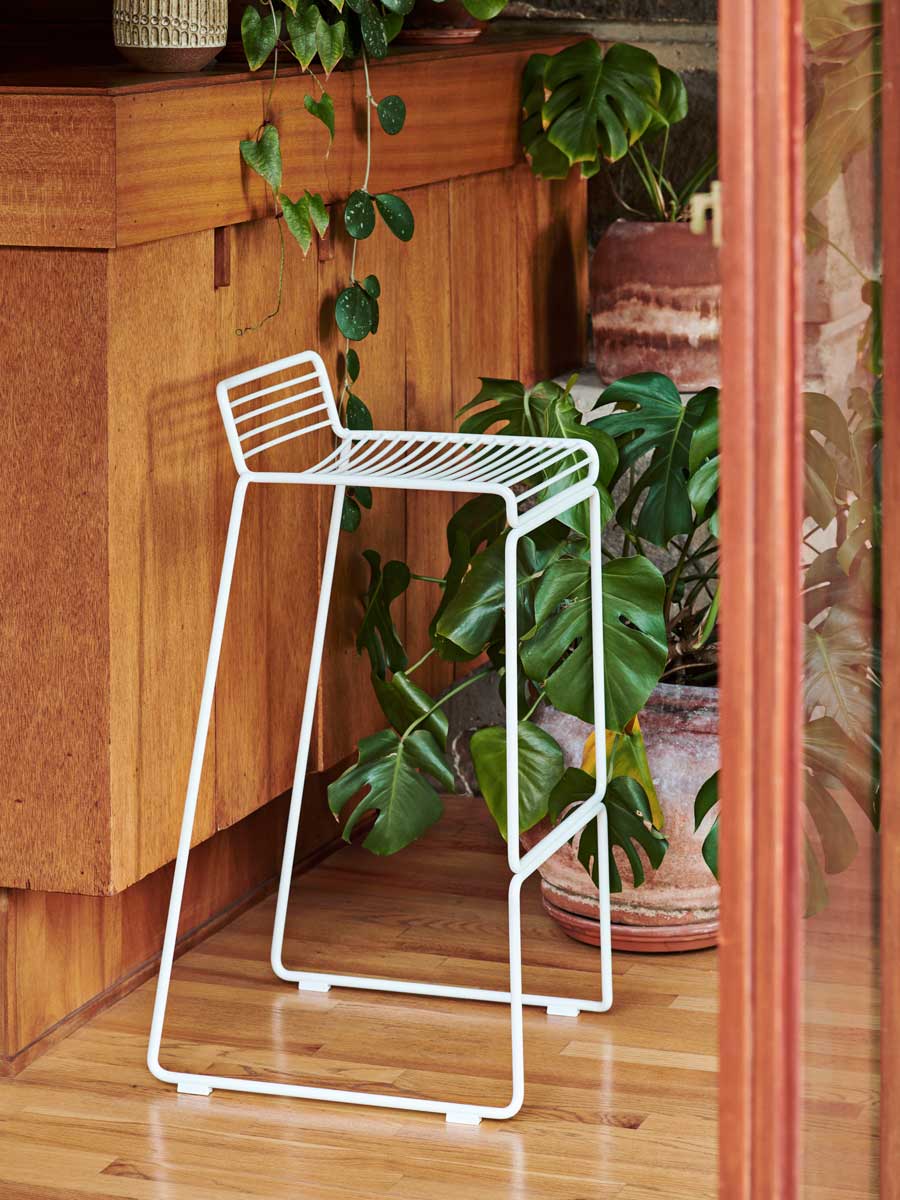 Hee-Bar-Stool-white.jpg