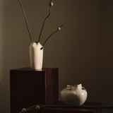 FermLiving_AW26_TereoTallVase_Off-whiteSpeckle_1104274193_TereoRoundVase_Off-whiteSpeckle_1104274192.jpg