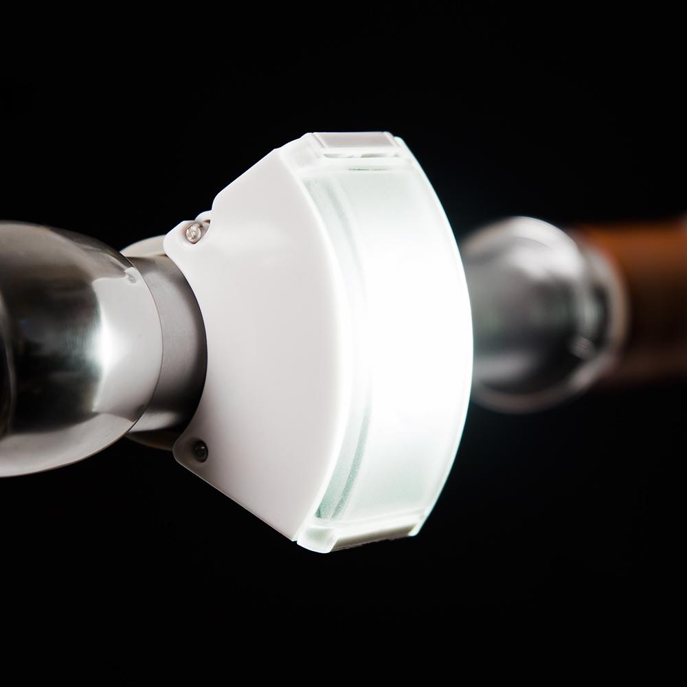 Curve_Front_Light_White_6.jpg