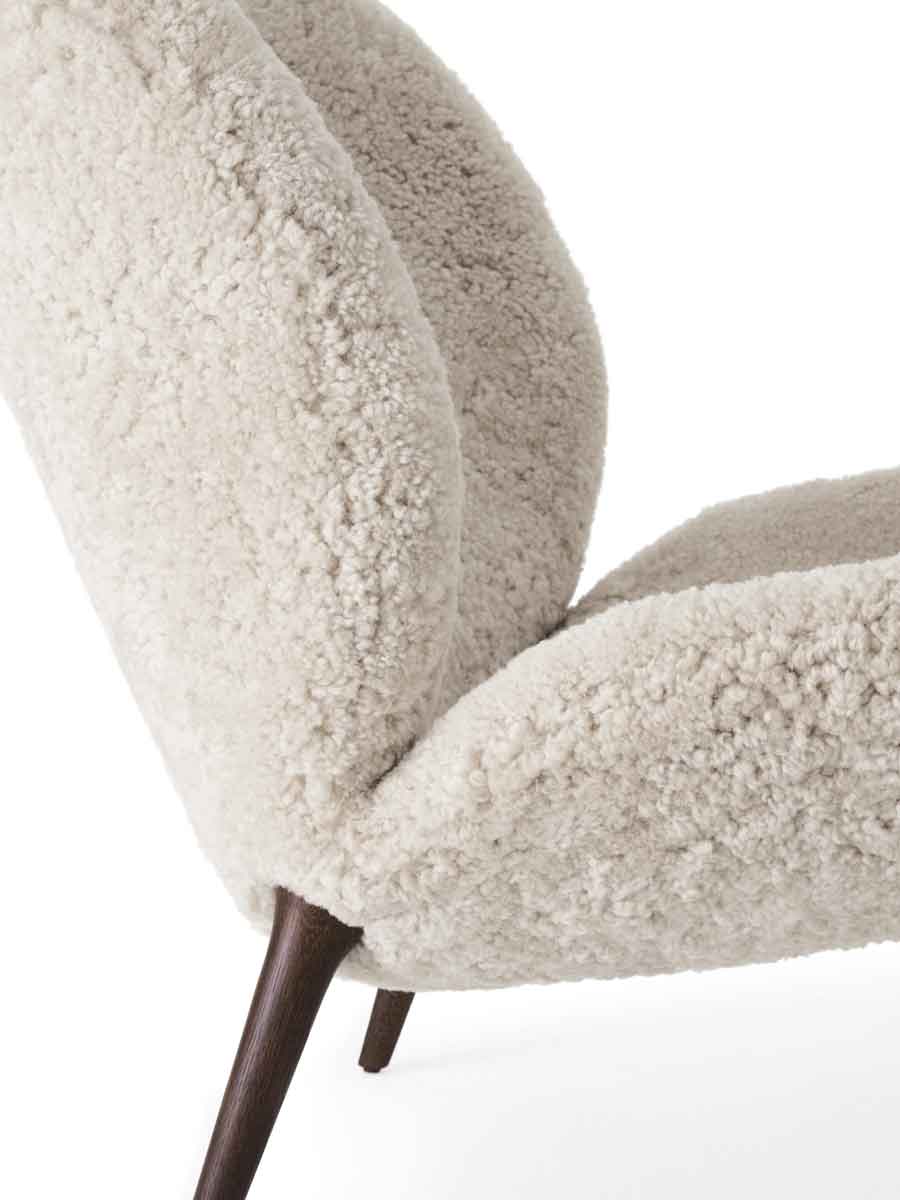 vipp466-lodge-lounge-curly09-detail-01.jpg