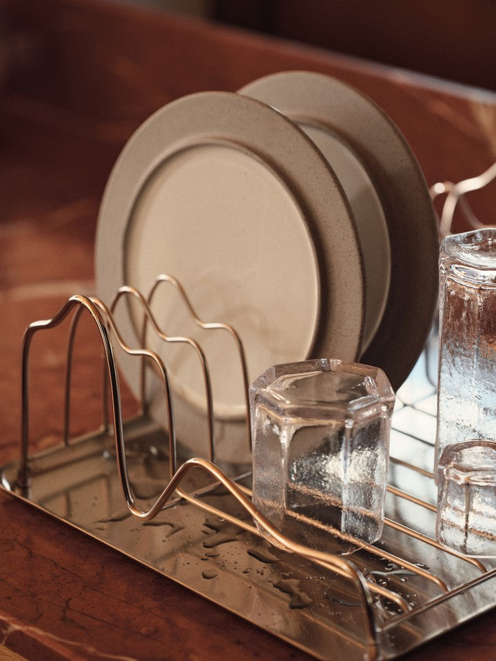 FermLiving_AW26_CurvatureDishRack_StainlessSteel_1104274487.jpg