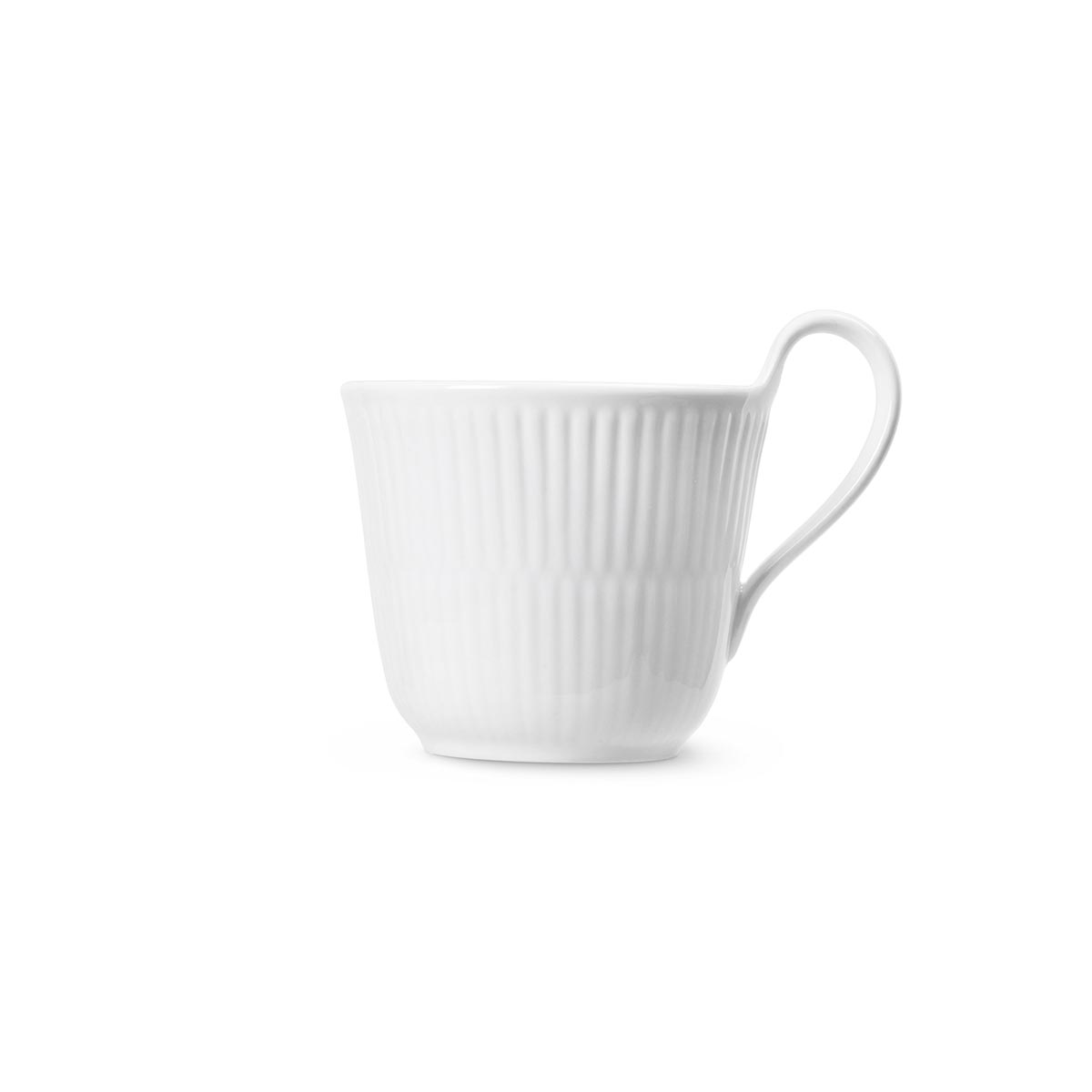 1062484_royalcopenhagenemea_02_white-fluted-high-handle-mug-25cl.jpg