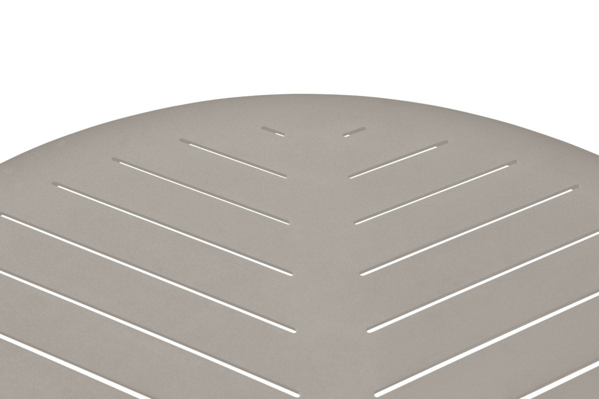vipp717-open-air-cafe-table-alu-detail-01.jpg