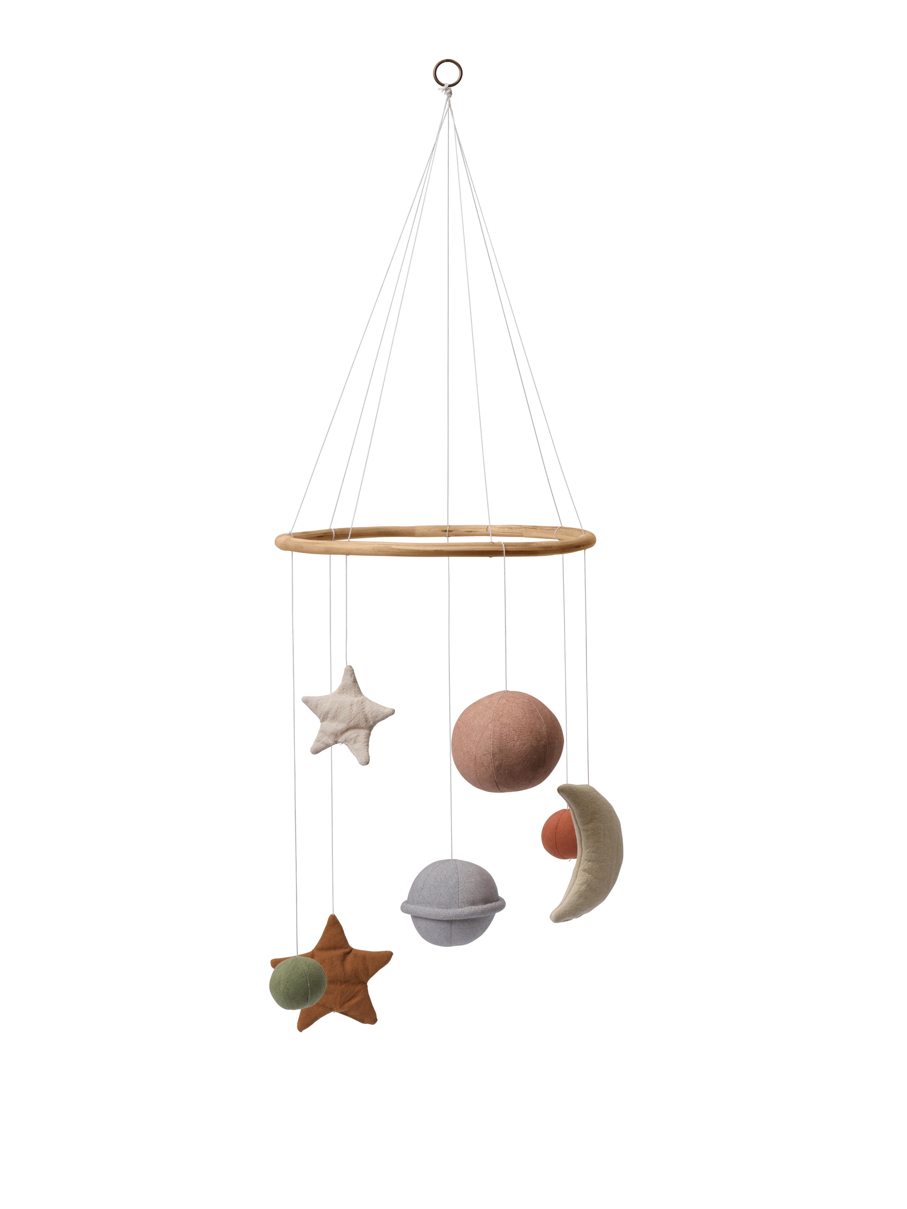 FermLiving_SS26_SkyeMobile_Multi_1104273156_1.jpg