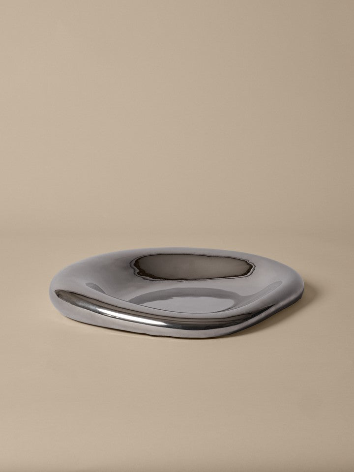 FermLiving_AW25_PackshotsWithBackground_BellureCentrepiece_35_Silver_1104272105.jpg