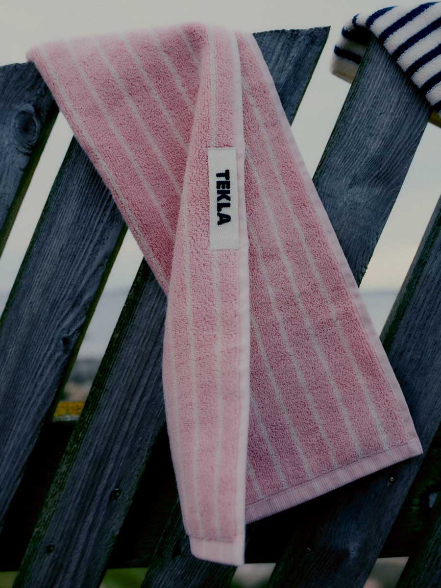 tekla_winterbathing23_towels_2.jpg